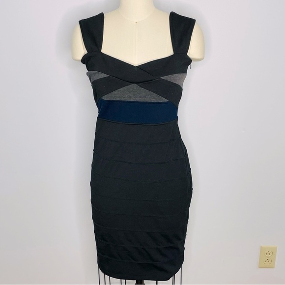 Rinascimento Made in Italy Bandage Dress- Multicolored- Size Large - Picture 1 of 8